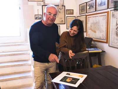 �Li ritrovai per caso in soffitta una decina di anni fa - racconta il collezionista -. Erano di mio nonno Carlo Longo: essendo un medico gli venivano offerti dalle case farmaceutiche, che in questo modo proponevano con maggior efficacia i loro prodotti�